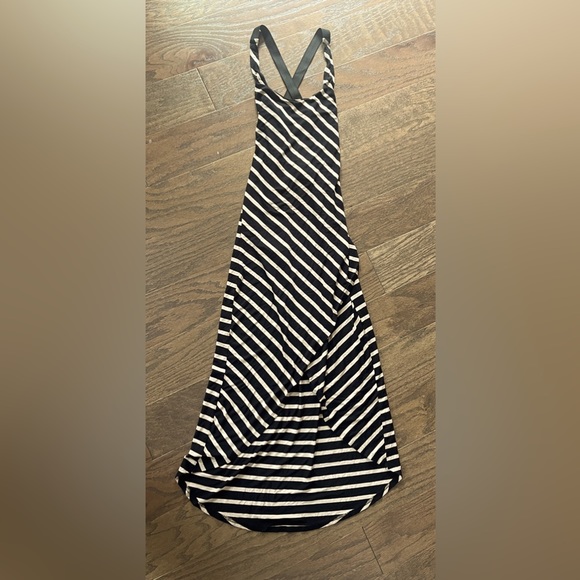 Venus Open Strappy Back Maxi - Picture 3 of 5